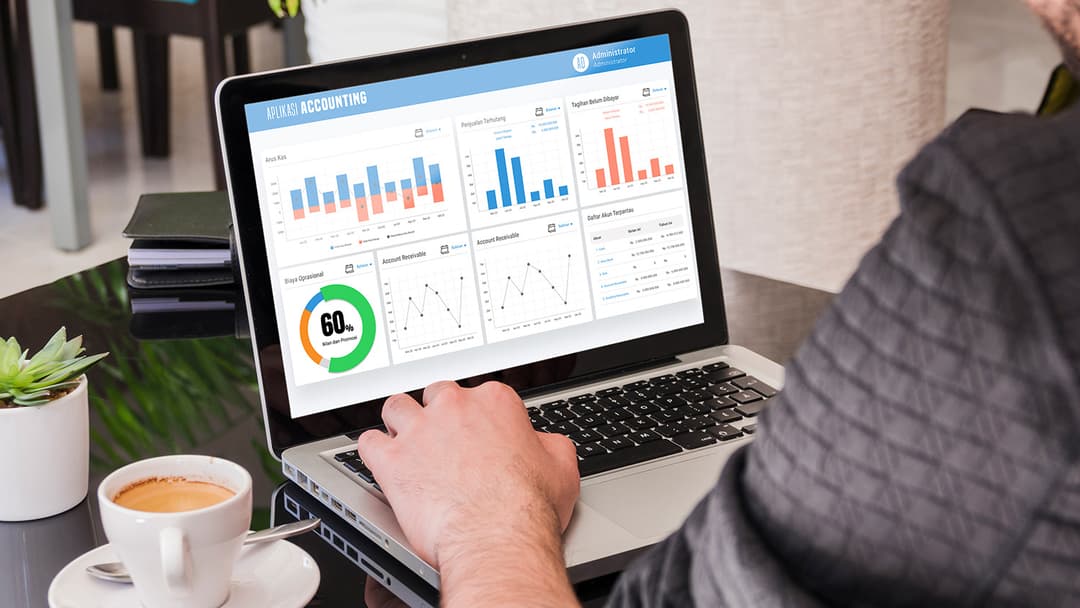 Dari Buku Catatan ke Aplikasi Canggih: Transformasi Keuangan di Sdit Khoiro Ummah